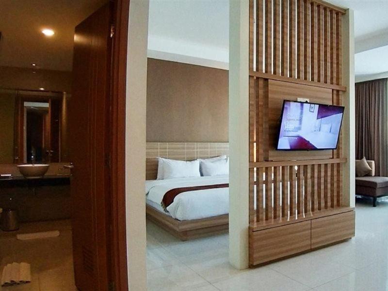 Swiss-Belinn Gajah Mada Medan Exterior photo