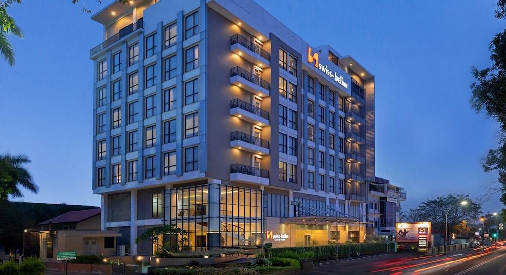 Swiss-Belinn Gajah Mada Medan Exterior photo