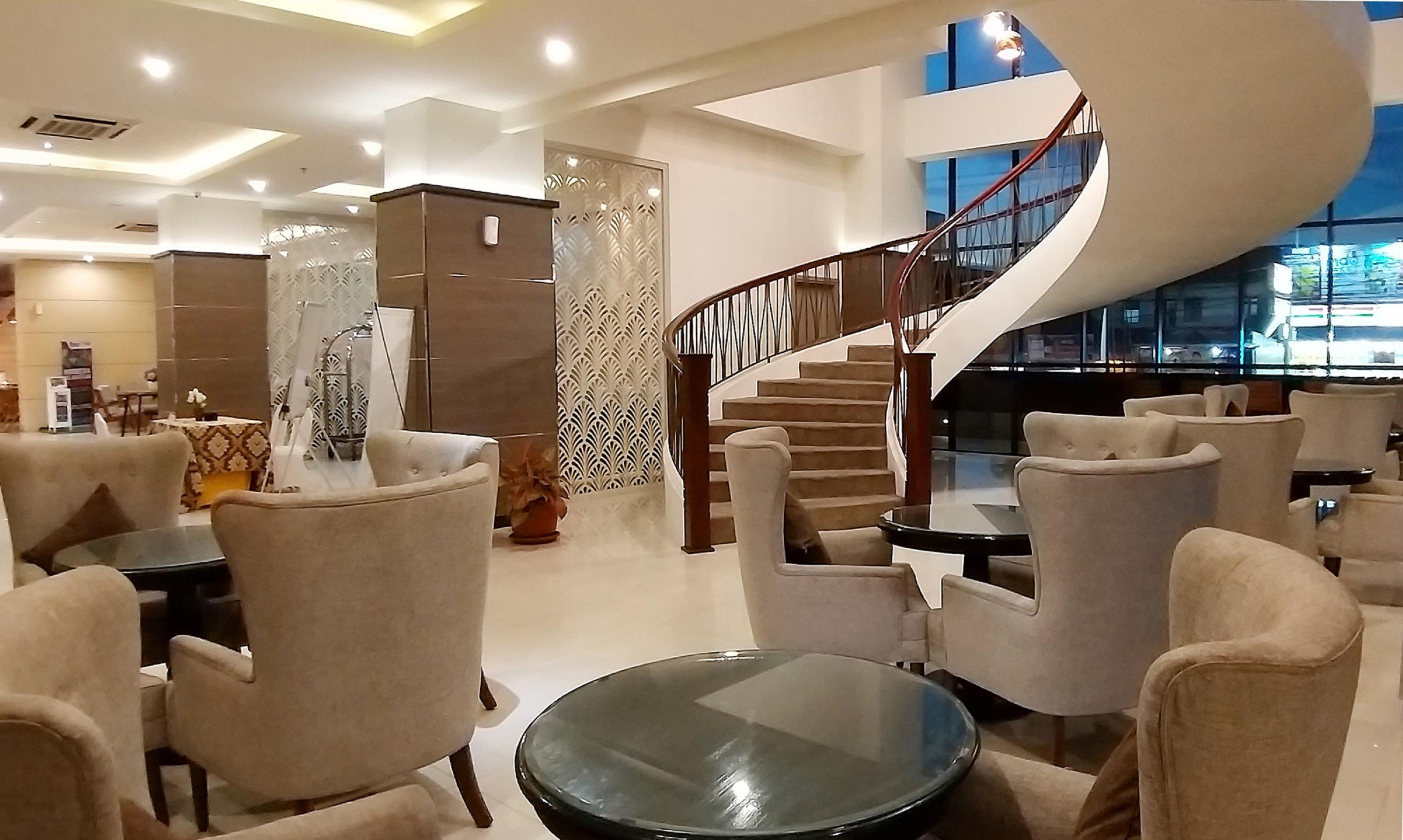 Swiss-Belinn Gajah Mada Medan Exterior photo