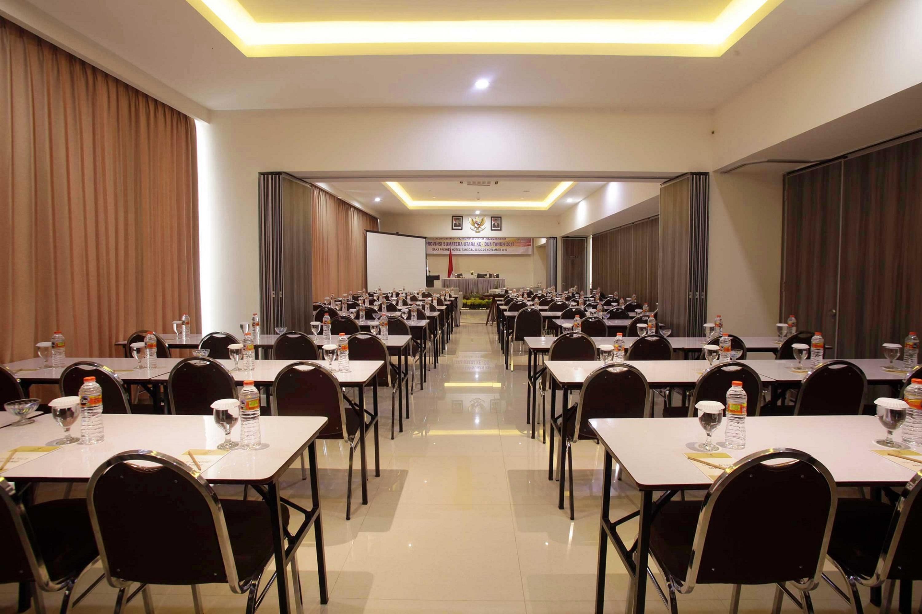 Swiss-Belinn Gajah Mada Medan Exterior photo